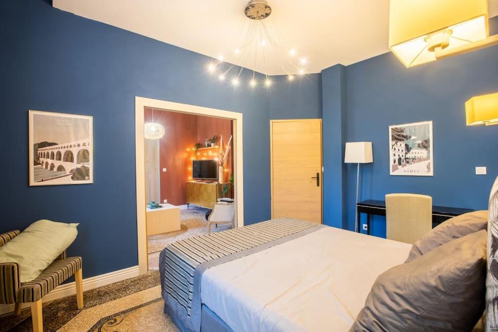 La Suite 2 Pieces Lit Queen Size Entree Privee Nimes Bagian luar foto